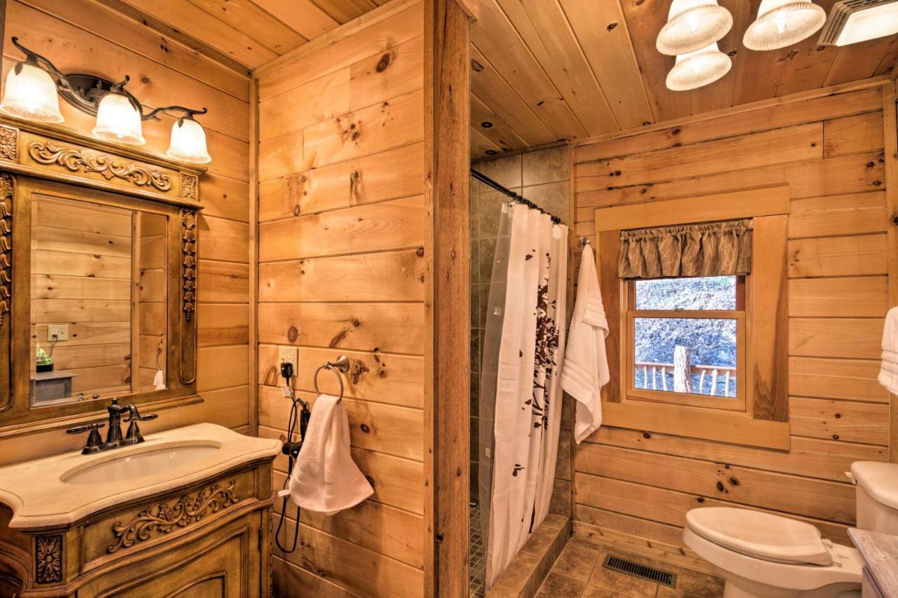 Bryson City Cabin With Wraparound Deck And Hot Tub Exterior photo