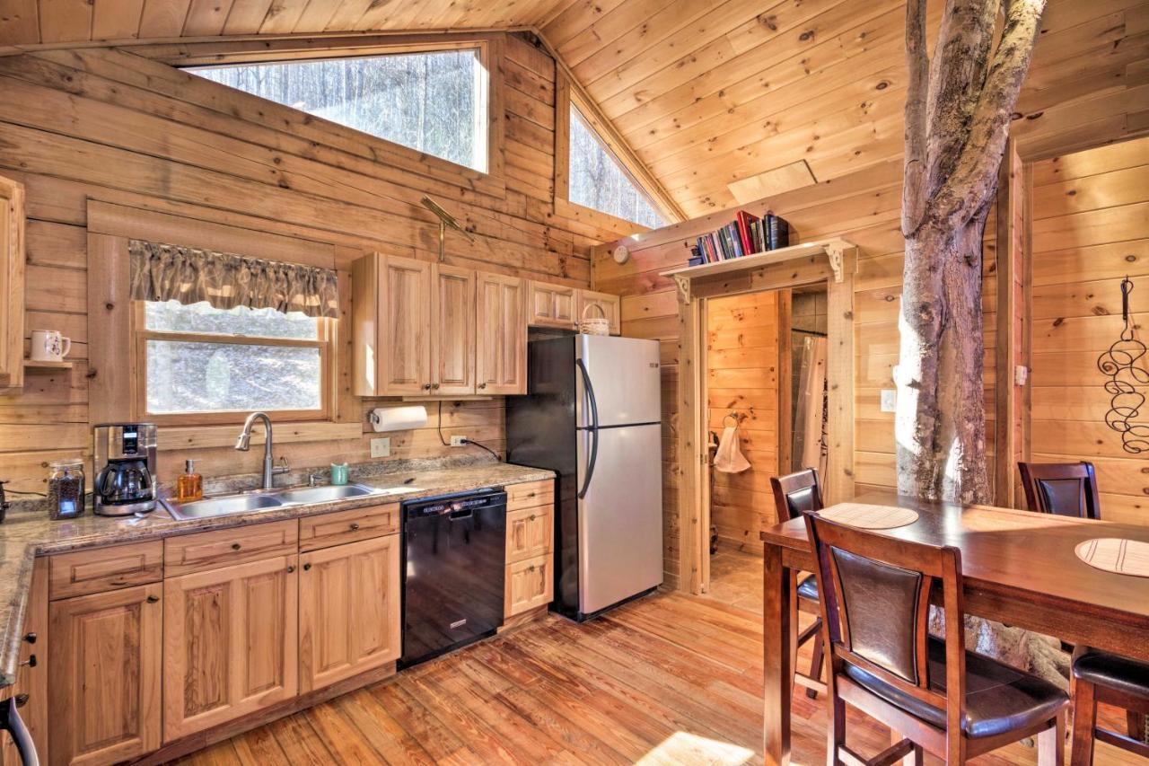 Bryson City Cabin With Wraparound Deck And Hot Tub Exterior photo